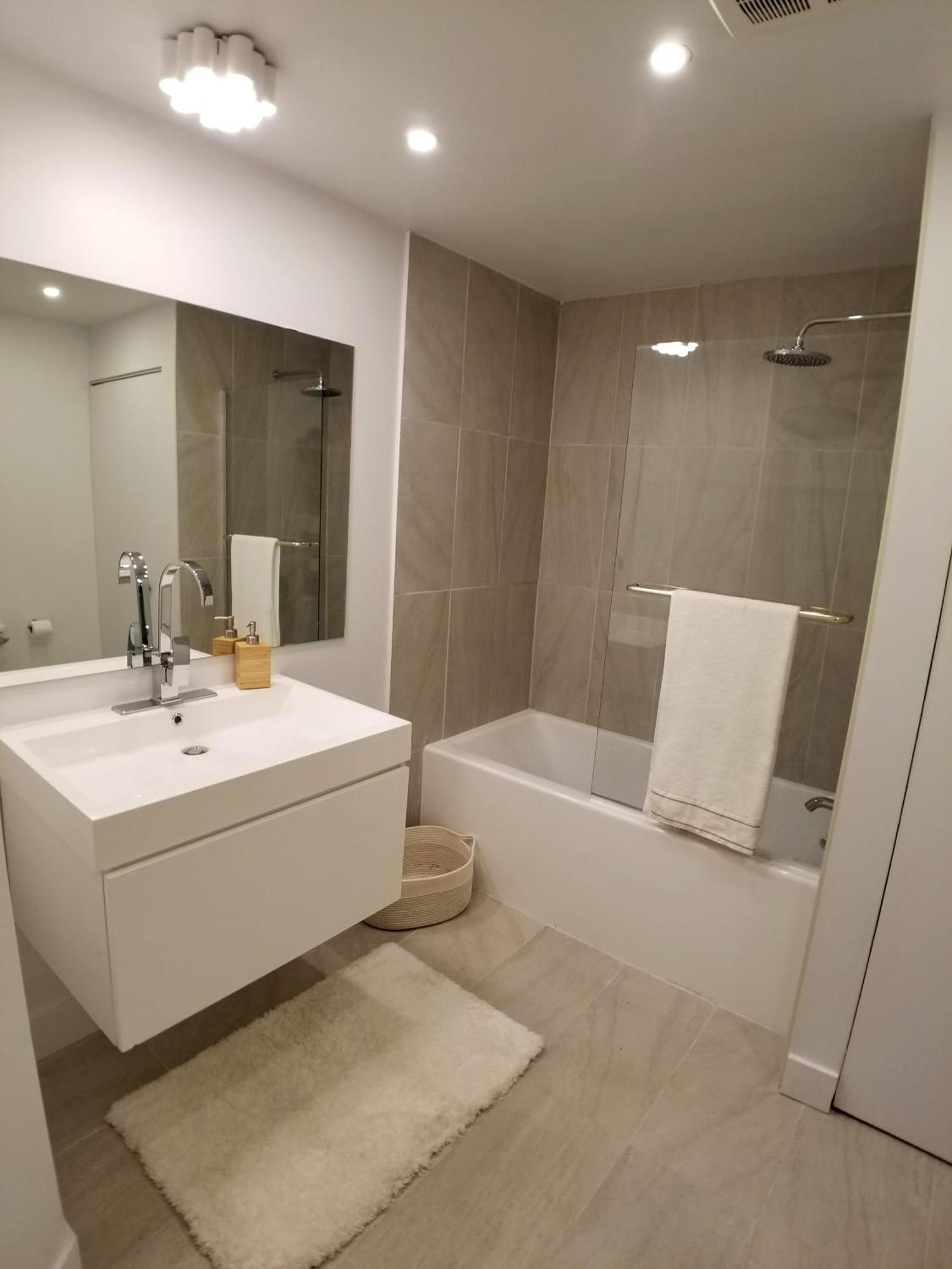 3 Bedroom Near Olympic Stadium Montréal Eksteriør billede